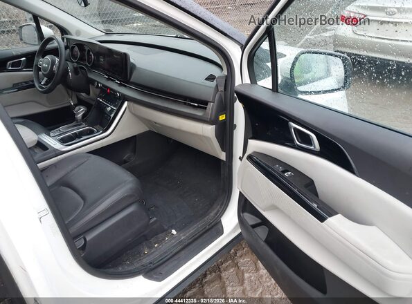KNDNC5H37P6300103 2023 KIA CARNIVAL MPV White 
