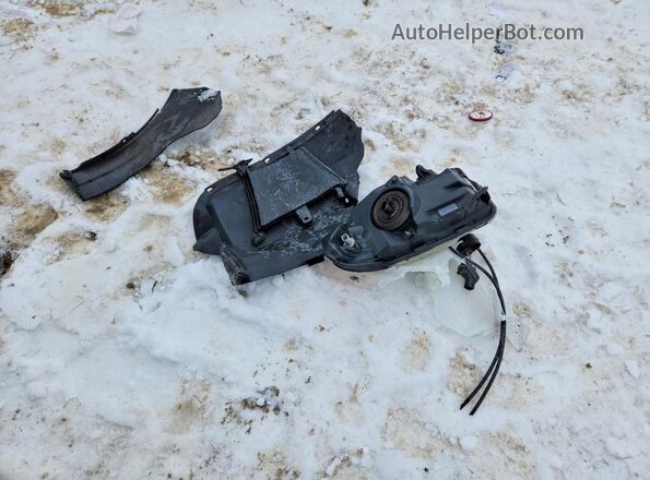 KNDNE5H34R6402598 2024 KIA CARNIVAL Blue Vista de la etiqueta del VIN