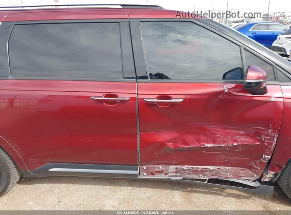 KNDNE5H37N6065337 2022 KIA CARNIVAL MPV Красный Вид задней части салона