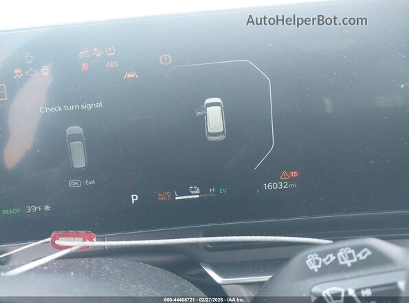 KNDNE5KA4S6061474 2025 KIA CARNIVAL MPV HYBRID Gray Widok tylnych siedzeń