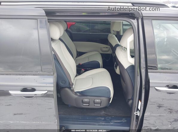 KNDNE5KA5S6047339 2025 KIA CARNIVAL MPV HYBRID Gray Vista de la etiqueta del VIN