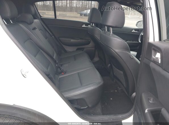 KNDP6CAC1M7874989 2021 KIA SPORTAGE White Вид наклейки з VIN-кодом