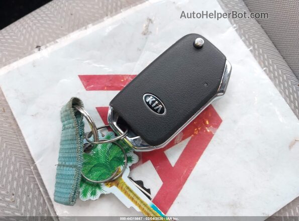 KNDPM3AC0N7027808 2022 KIA SPORTAGE White 