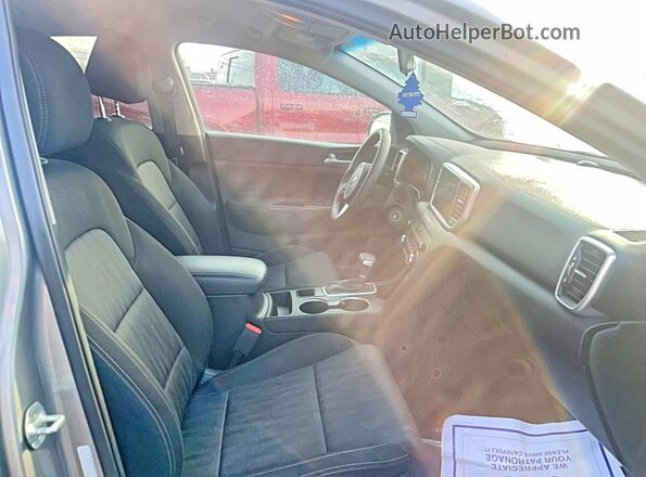 KNDPMCAC2N7001369 2022 KIA SPORTAGE Silver Widok z tyłu