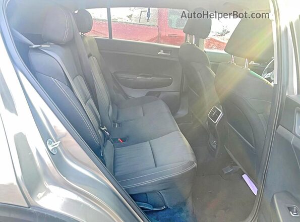 KNDPMCAC2N7001369 2022 KIA SPORTAGE Silver Widok wnętrza z przodu