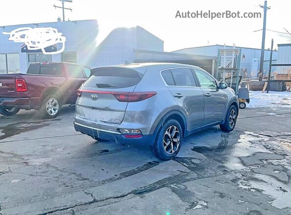KNDPMCAC2N7001369 2022 KIA SPORTAGE Silver Widok z przodu