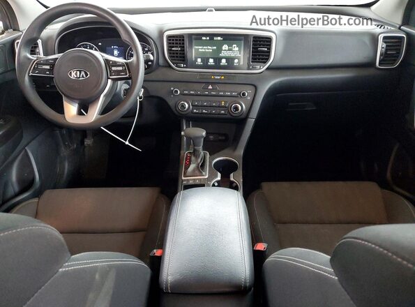 KNDPMCAC9M7915469 2021 KIA SPORTAGE Silver Dashboard view