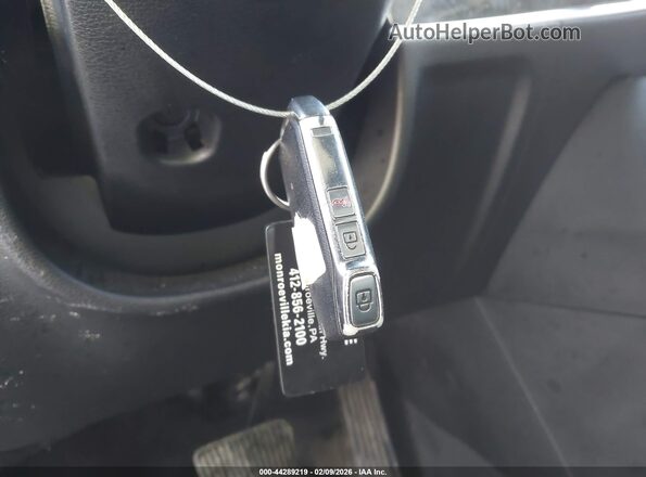 KNDPVCAG1P7066247 2023 KIA SPORTAGE HYBRID Серый Вид панели приборов