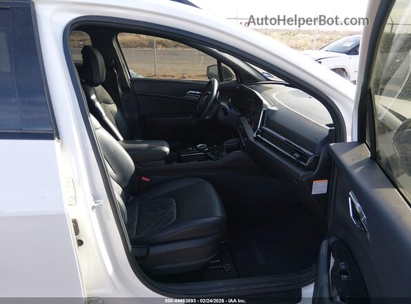 KNDPYDAHXP7049422 2023 KIA SPORTAGE PLUG-IN HYBRID Белый Вид салона спереди