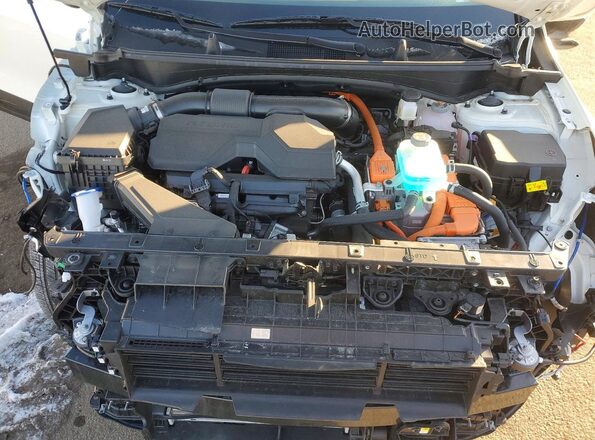 KNDPYDDH4S7211890 2025 KIA SPORTAGE White ძრავის განყოფილების ხედი