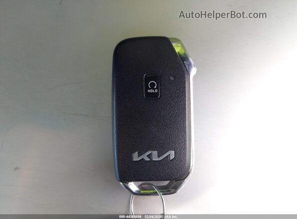 KNDRG4LG2N5081550 2022 KIA SORENTO HYBRID White 