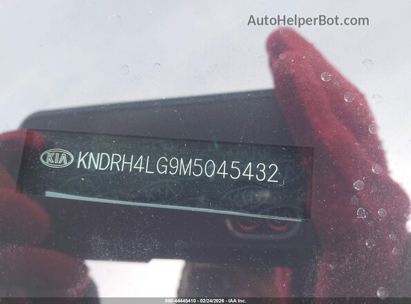 KNDRH4LG9M5045432 2021 KIA SORENTO HYBRID Black ძრავის განყოფილების ხედი