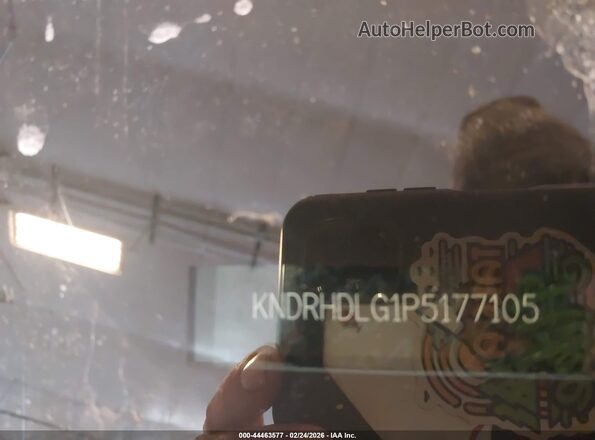 KNDRHDLG1P5177105 2023 KIA SORENTO HYBRID Gray 