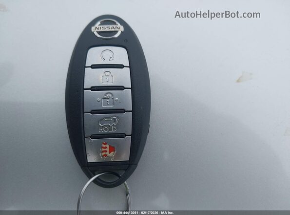 KNMAT2MT1KP535022 2019 NISSAN ROGUE White Vista del salpicadero