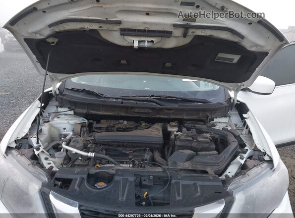 KNMAT2MV2JP553447 2018 NISSAN ROGUE White უკანა ხედი
