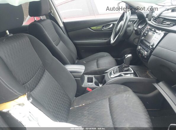KNMAT2MV3HP617053 2017 NISSAN ROGUE White წინა სალონის ხედი