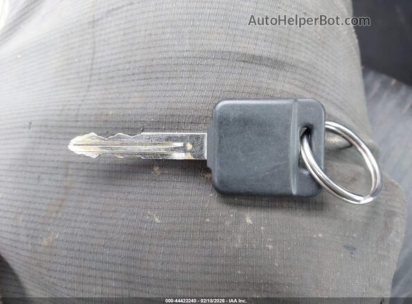 KNMAT2MV4HP552715 2017 NISSAN ROGUE Серебряный 