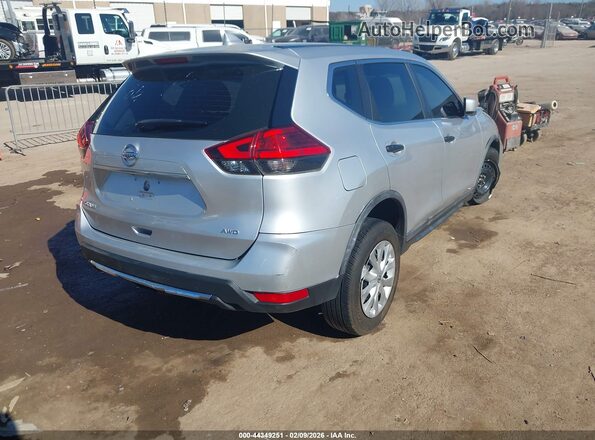 KNMAT2MV6HP611084 2017 NISSAN ROGUE Серебряный Задняя правая четверть