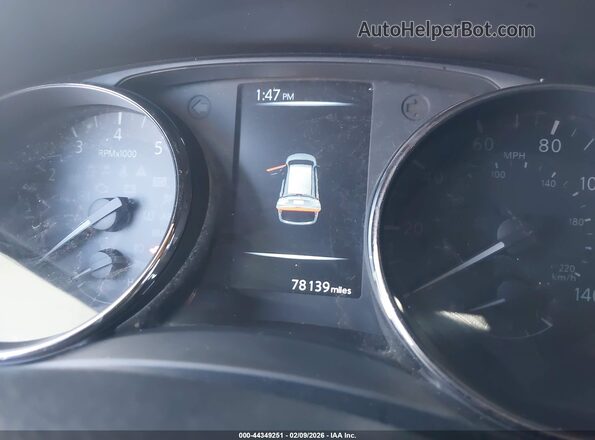 KNMAT2MV6HP611084 2017 NISSAN ROGUE Серебряный Вид задних сидений