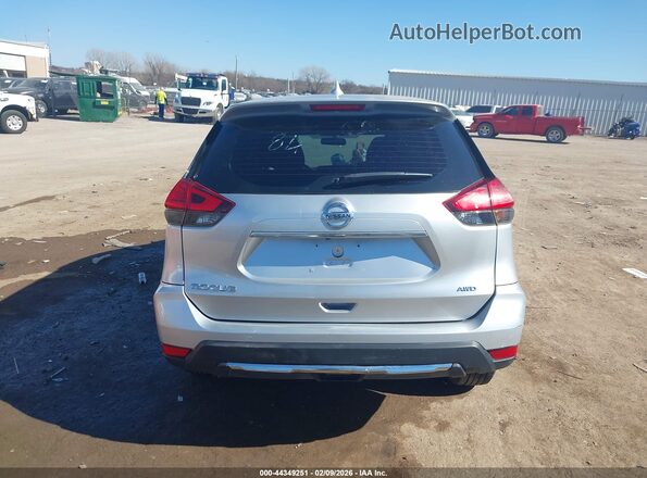 KNMAT2MV6HP611084 2017 NISSAN ROGUE Серебряный 