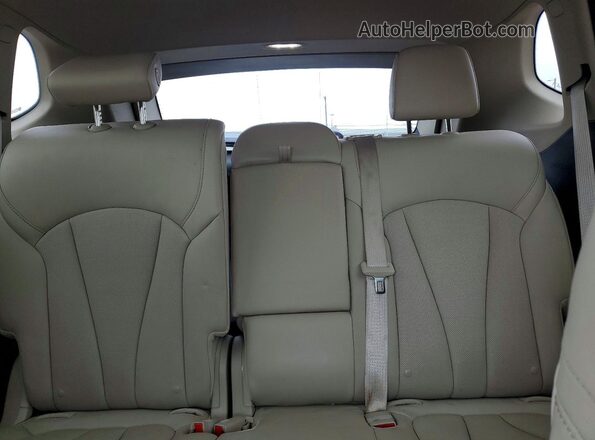 LRBFX2SA5JD002570 2018 BUICK ENVISION Silver Vista de los asientos traseros