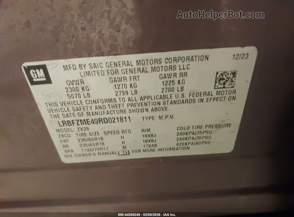 LRBFZME49RD021811 2024 BUICK ENVISION Purple Widok komory silnika