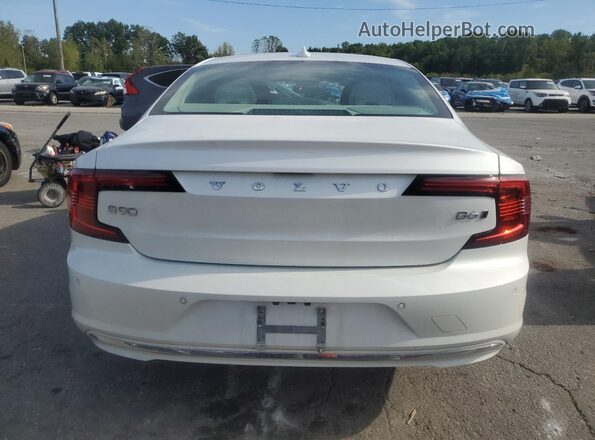 LVY062MA8PP335174 2023 VOLVO S90 White Rear view