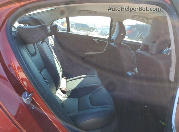 LYV402FM5GB090072 2016 VOLVO S60 Red Rear seats view