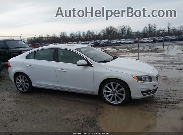 LYV402FMXGB094201 2016 VOLVO S60 INSCRIPTION White Rear interior view