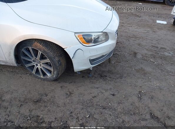 LYV402HM7HB148276 2017 VOLVO S60 INSCRIPTION White Front view