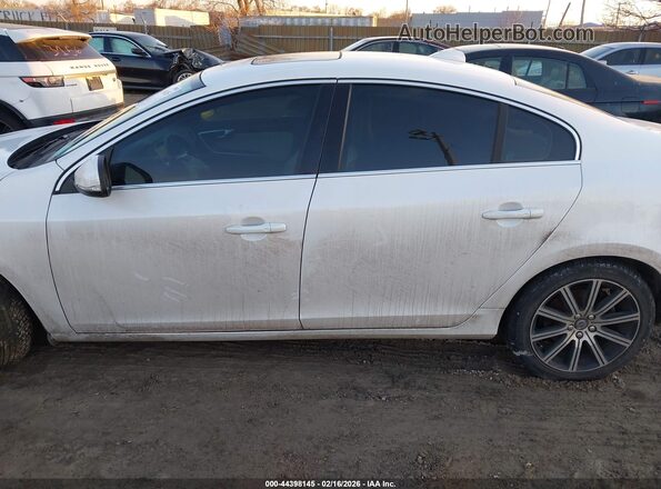 LYV402HM7HB148276 2017 VOLVO S60 INSCRIPTION White Rear interior view