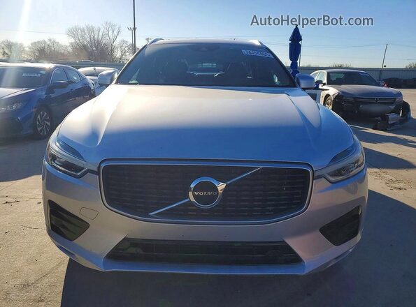 LYVA22RM3JB100937 2018 VOLVO XC60 Silver Вид спереду