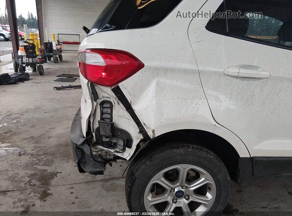 MAJ6P1UL1JC233603 2018 FORD ECOSPORT Белый Вид спереди