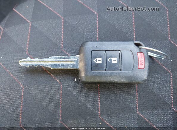 ML32AUHJ5NH002350 2022 MITSUBISHI MIRAGE Белый Вид панели приборов