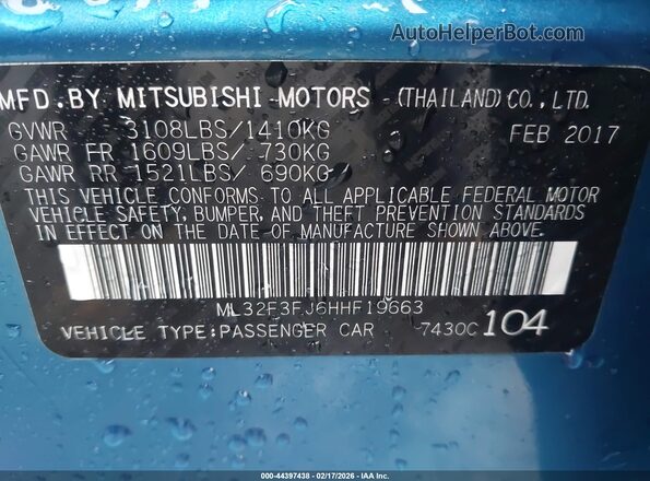 ML32F3FJ6HHF19663 2017 MITSUBISHI MIRAGE G4 Blue Vista del compartimento del motor