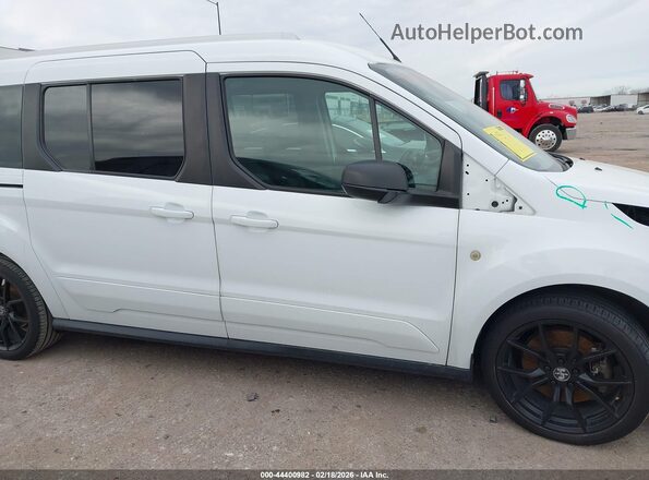 NM0GS9F22K1420973 2019 FORD TRANSIT CONNECT Белый Вид задней части салона