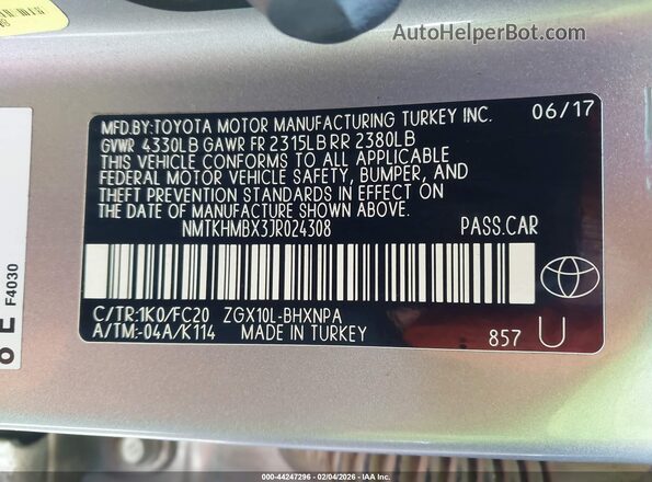 NMTKHMBX3JR024308 2018 TOYOTA LE Silver 