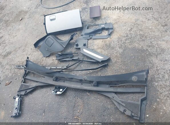 SADCJ2EU6MA669346 2021 JAGUAR F-PACE White Instrument cluster view