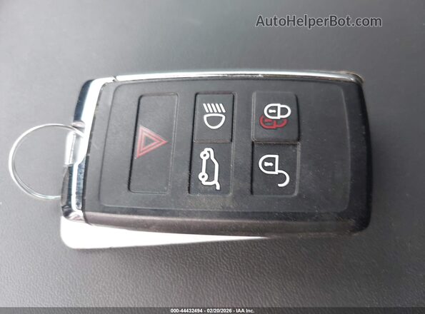 SADCJ2EX7PA705589 2023 JAGUAR F-PACE White Widok deski rozdzielczej