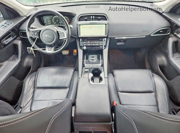 SADCL2BV1HA495778 2017 JAGUAR F-PACE Черный Вид панели приборов