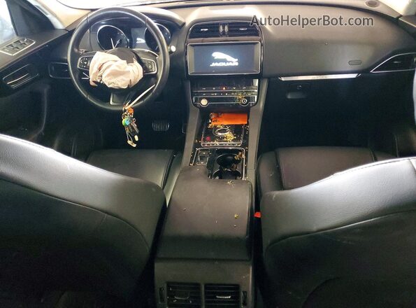 SADCS2FX1KA604827 2019 JAGUAR F-PACE Черный 
