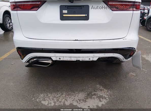 SADCT2FU2RA737688 2024 JAGUAR F-PACE White Widok z przodu