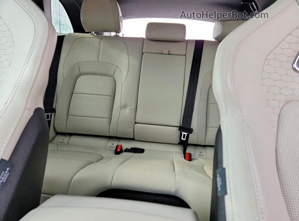 SADCT2FU8RA722645 2024 JAGUAR F-PACE Red უკანა სავარძლების ხედი