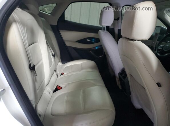 SADFJ2FX0K1Z64820 2019 JAGUAR E-PACE White Vista de los asientos traseros