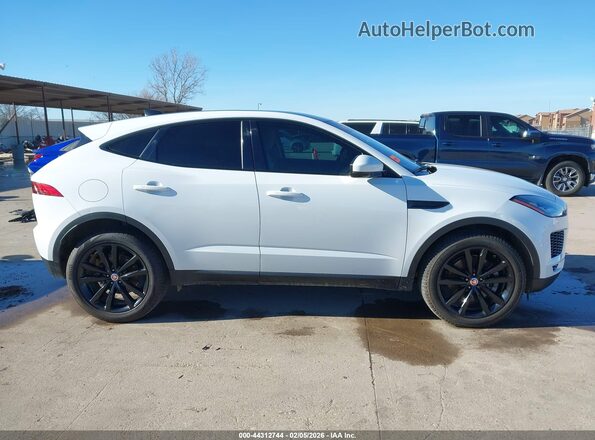 SADFK2FX5L1Z83894 2020 JAGUAR E-PACE White უკანა სალონის ხედი