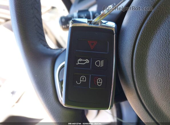 SADFK2FX5L1Z83894 2020 JAGUAR E-PACE White წინა პანელის ხედი