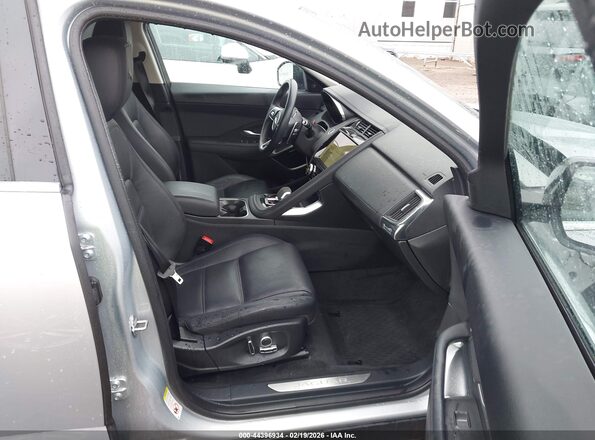 SADFP2FX3M1023220 2021 JAGUAR E-PACE Silver წინა სალონის ხედი