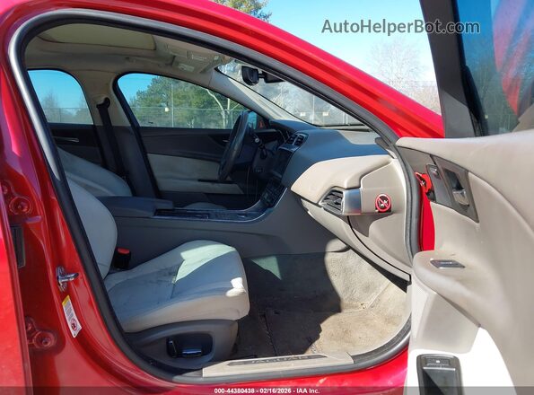 SAJAD4FX3KCP49091 2019 JAGUAR XF Red წინა სალონის ხედი