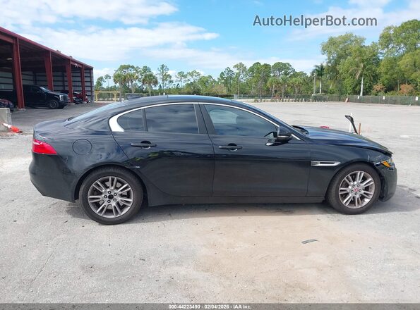 SAJAD4FX4JCP31701 2018 JAGUAR XF Black Вид задньої частини салону