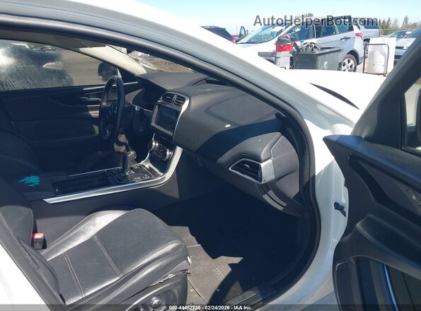 SAJAE4FX2LCP64499 2020 JAGUAR XF White წინა სალონის ხედი